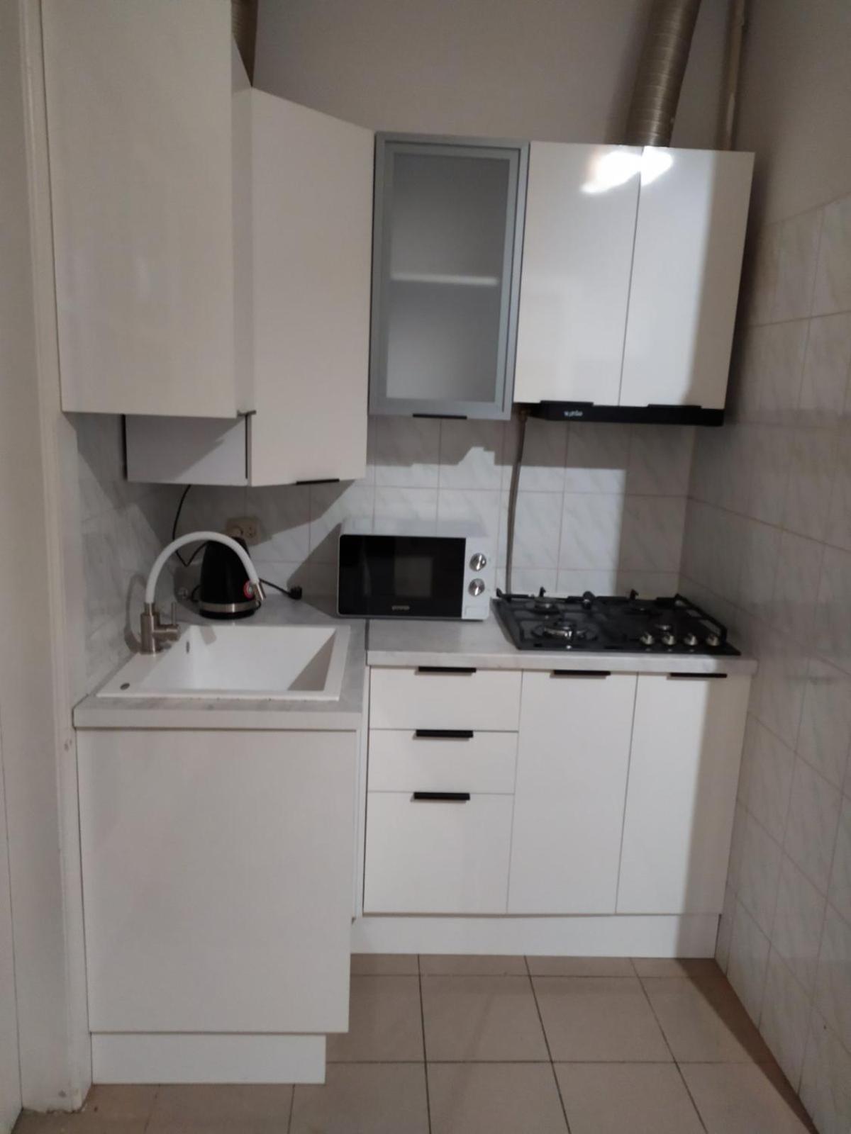 Gelena Гостьовий Двір Uschhorod Exterior foto